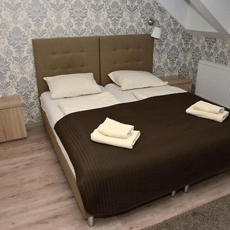 Hotel Magnat Słupca Buitenkant foto