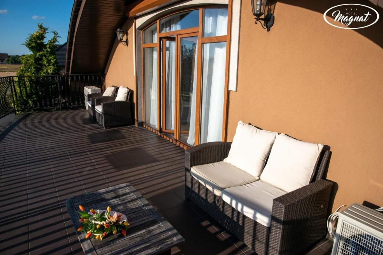 Hotel Magnat Słupca Buitenkant foto