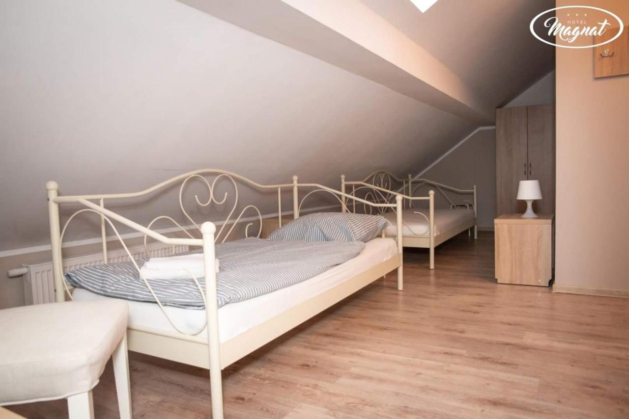 Hotel Magnat Słupca Buitenkant foto