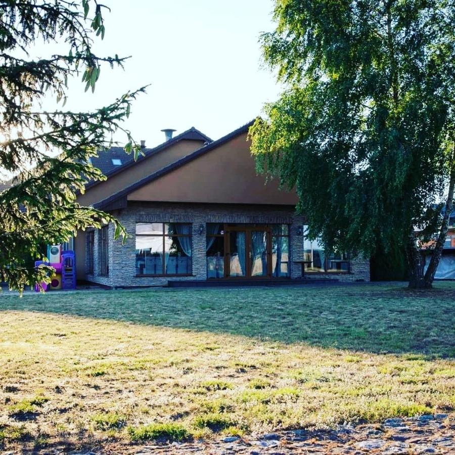 Hotel Magnat Słupca Buitenkant foto