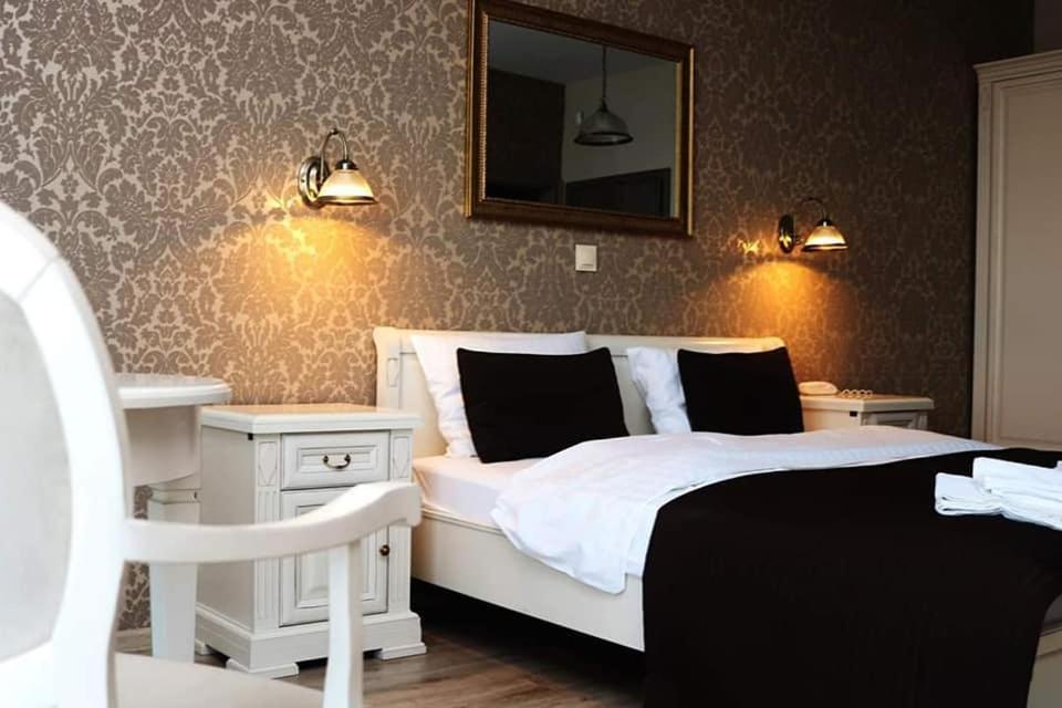 Hotel Magnat Słupca Buitenkant foto